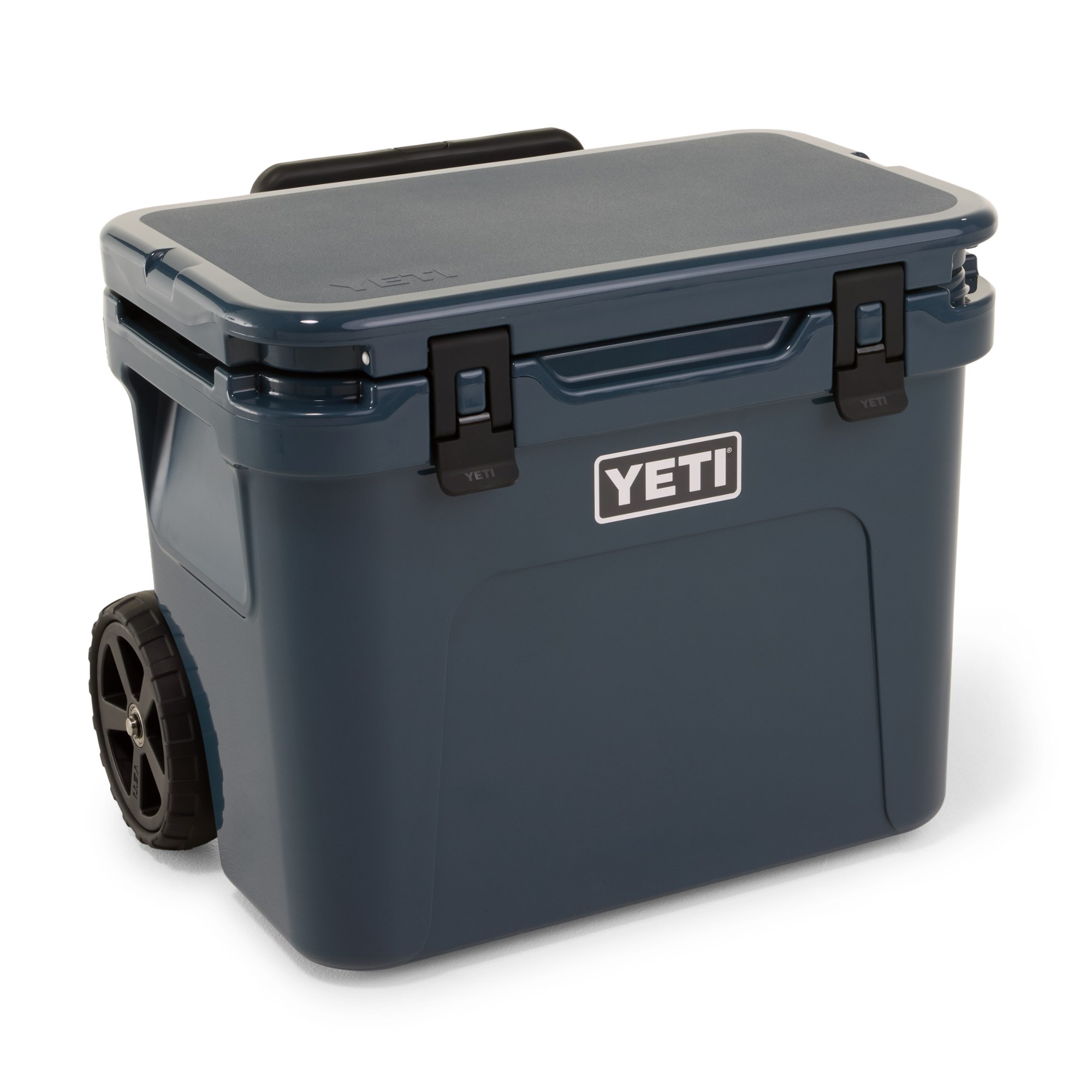 YETI Roadie® 32 Wheeled Cooler 4d94984d 6067 48a4 a035 907fc03afc62 yeticoolershop.com